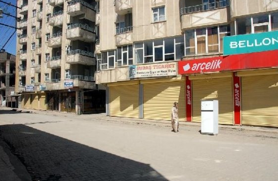 PKK tehdit etti kepenkler açılmadı - Resim: 4