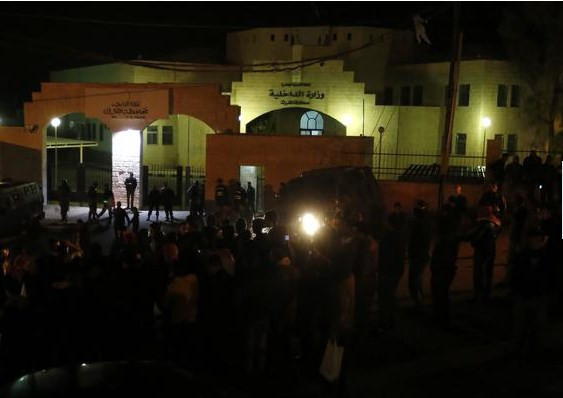 Diri diri yakılışını böyle izlediler! - Resim: 2