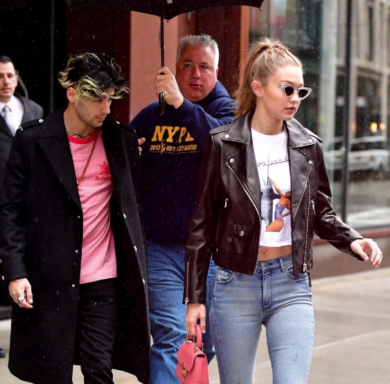 Dünya bu ayrılığı konuşurken dövmesi yüzünden rezil oldu!  - Resim: 3