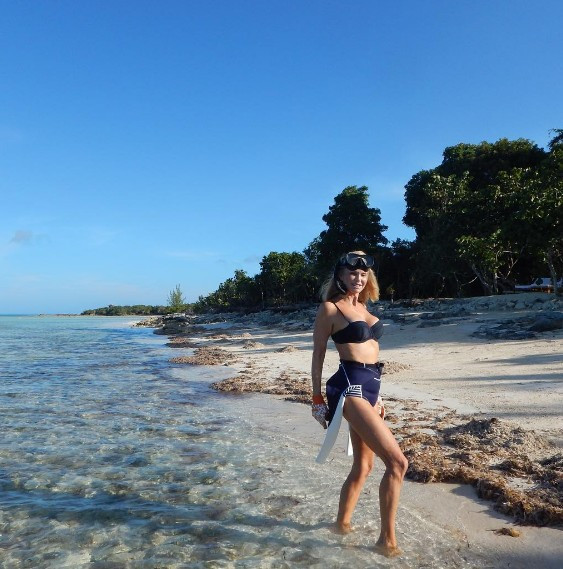 Yaşını duyan hayret ediyor Ajda Pekkan ne ki bu kadın olay! - Resim: 4