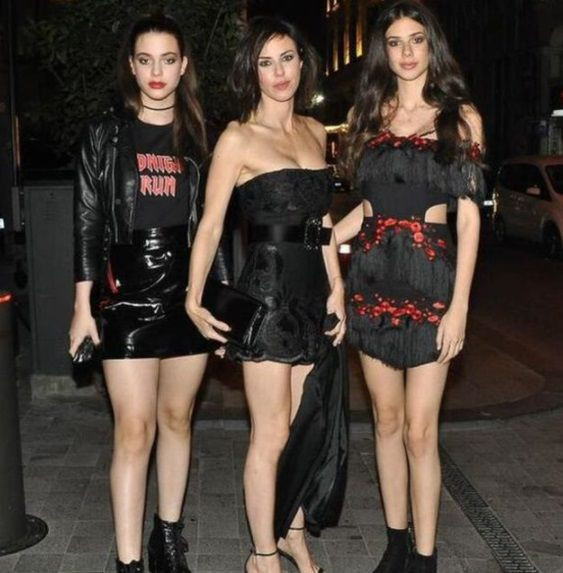 Defne Samyeli'nin 17 yaşına basan kızı Derin Talu'dan olay poz - Resim: 3