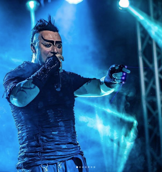 Hayko Cepkin'i 5 bin 200 defa arayan hayranı için karar verildi! En üst sınırdan ceza - Resim: 3