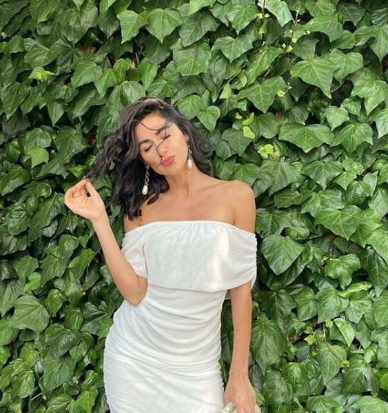 FOX TV Yasak Elma'nın Şahika'sı Nesrin Cavadzade çıplak fotoğrafların sergisinde ısrarcı - Resim: 3