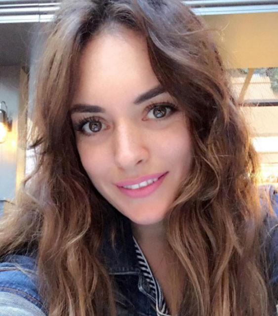 Ezgi Mola çok sinirlendi "Hoşt derdim ama köpeklere hakaret etmiş olurdum" - Resim: 3