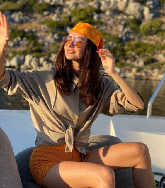 Yasemin Özilhan'ın pizza paylaşımı olay oldu! 'Domuz eti mi o?' - Resim: 3