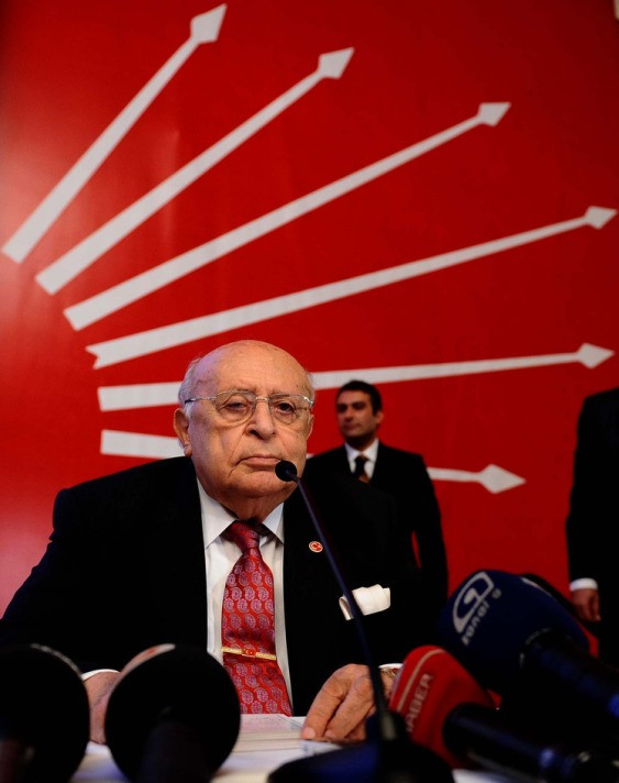 Sonunda altı ok'un önünde konuştu! - Resim: 2