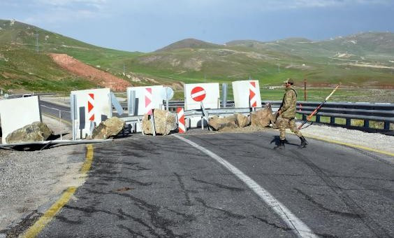 Tendürek'te neler oluyor? Eller tetikte yol kapatıldı - Resim: 1