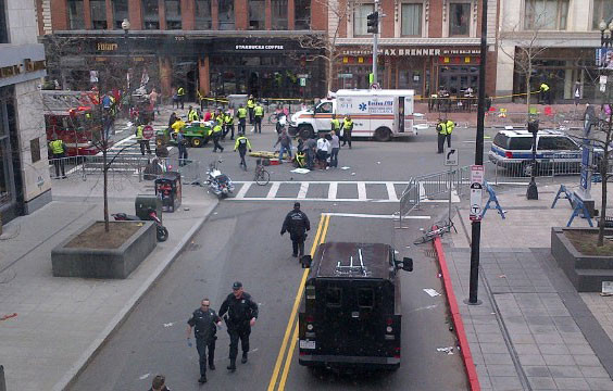 ABD kana bulandı: 3 ayrı patlama - Resim: 4