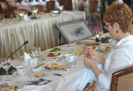 Gürsel Tekin öyle bir hediye verdi ki... - Resim: 3