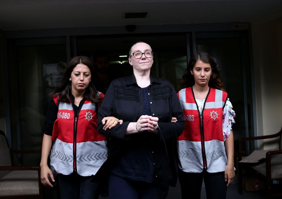 Adnan Oktar örgütünde üst düzey yöneticiden 'infak' itirafı!  - Resim: 4