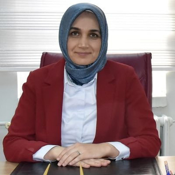 Kübra Güran Yiğitbaşı, Aile ve Sosyal Hizmetler Bakan Yardımcısı oldu - Resim: 0