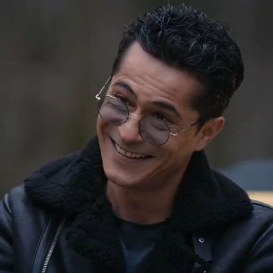 Sette çıkan korkunç kaza oyuncuyu yaraladı! Fünye İsmail Hacıoğlu'nun yüzüne patladı! - Resim: 4