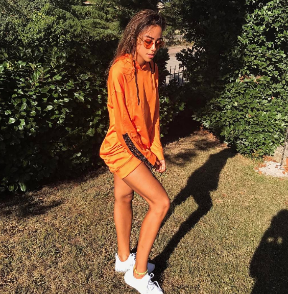 Babanın göğüsleri senden büyük denildi Zeynep Alkan çıldırdı! - Resim: 3