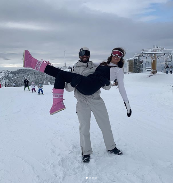 6 aylık hamile Ebru Şancı ilk pozunu verdi Alpaslan Öztürk'le geri sayıma başladı - Resim: 2