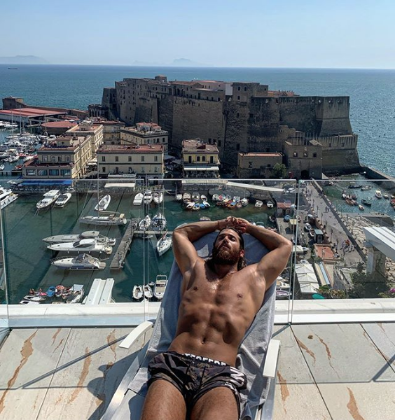 Can Yaman bedelli askerlik için gün sayıyor saçsız sakalsız imajı merak konusu - Resim: 4