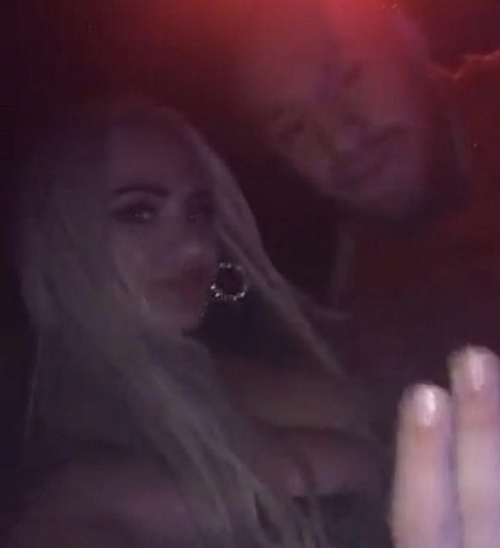 Ülke bu skandalı konuşuyor! Evli dövüşçüyle tek gecelik fantezi itirafı - Resim: 4