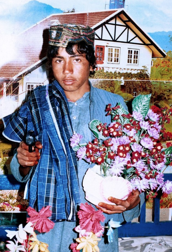 Taliban üyelerinin daha önce hiç görülmemiş makyajlı fotoğraflarına bakın - Resim: 2