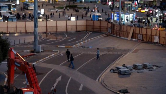 Taksim Meydanı onlara kaldı - Resim: 4