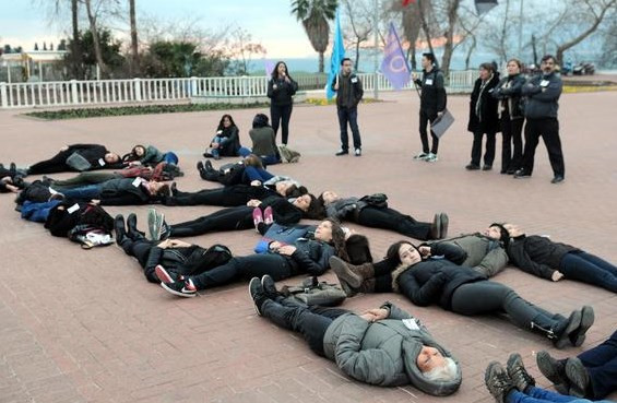 Bedenleriyle Özgecan yazdılar - Resim: 2