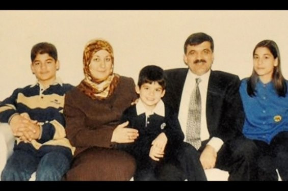 Yıllar sonra ortaya çıktı! Necip Fazıl'ın yanındaki bakın kim! - Resim: 4