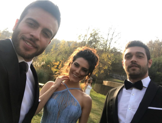 Dizi aşkı gerçek oldu! Serenay Aktaş ile Kenan Acar aşk yaşıyor - Resim: 1