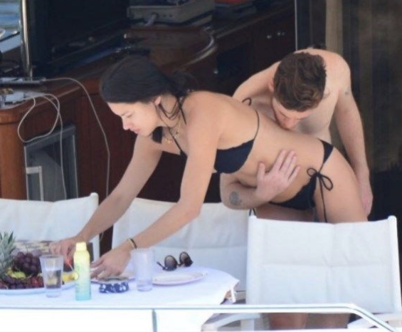 Metin Hara ile Adriana Lima ayrıldı mı? Hara'dan açıklama var - Resim: 2