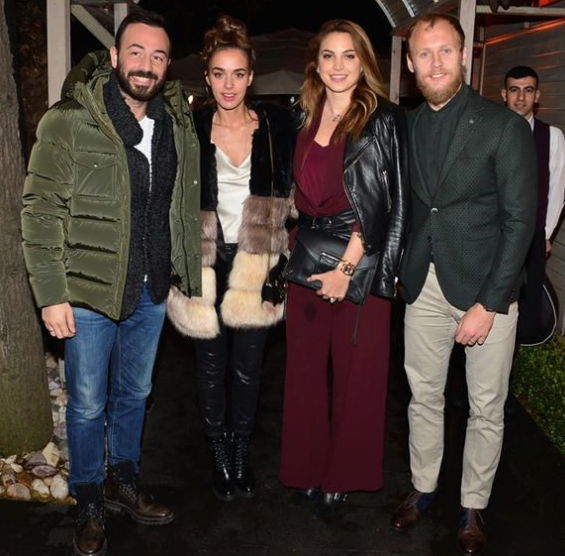 Doğum günü partisinde evlilik tarihini verdi - Resim: 2