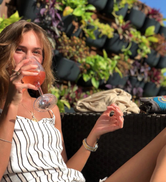 İstanbul'a tatile gelmişti! Genç model ölümle pençeleşiyor - Resim: 3