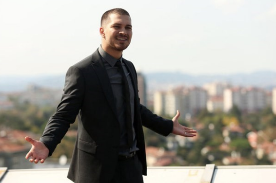 Bomba diziyle geliyor! Çağatay Ulusoy'un partneri belli oldu - Resim: 2