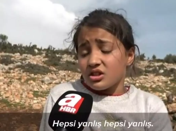 Bloomberg HT muhabirinden yalan haber! Depremzede çocuk adeta isyan etti: Hepsi yanlış! - Resim: 1