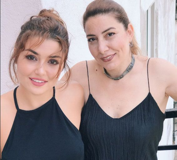 Annesini kaybetmişti! Hande Erçel'den yürek yakan sözler - Resim: 4
