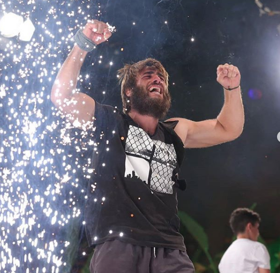 Survivor 2019 şampiyonu Yusuf'un annesi fenalaştı! Canlı yayında korkutan anlar - Resim: 1