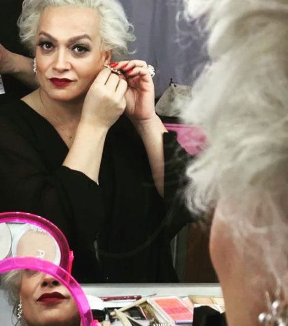 Pahalılık Ayta Sözeri'yi de vurdu! Sahnesinde dikkat çeken o açıklamayı bomba gibi patlattı - Resim: 4