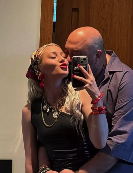 Somer Sivrioğlu, kendinden 25 yaş küçük sevgilisiyle ayrıldı mı? Ayak pozu bombaydı... - Resim: 3