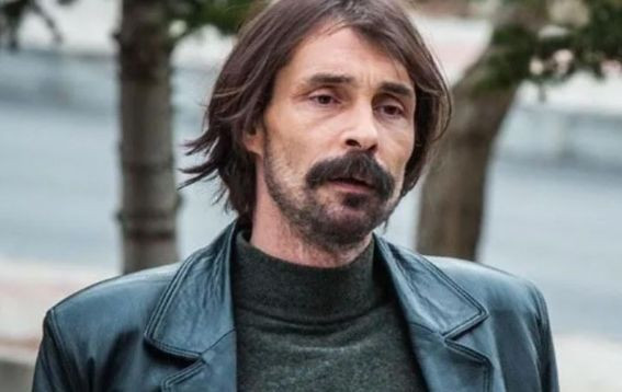 Erdal Beşikçioğlu'nun zor günü! Usta oyuncu babasını son yolculuğuna uğurladı - Resim: 3