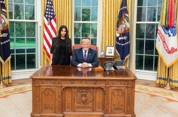 Kardashian'dan olay itiraf: Trump aradığında çıplaktım - Resim: 3