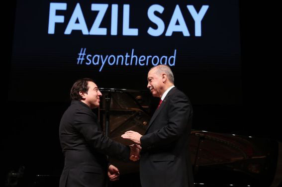 Nagehan Alçı, Fazıl Say'a ateş püskürdü! Erdoğan ile olan fotoğrafını hatırlattı - Resim: 0