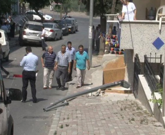 Direk başına düştü, feci şekilde öldü - Resim: 4