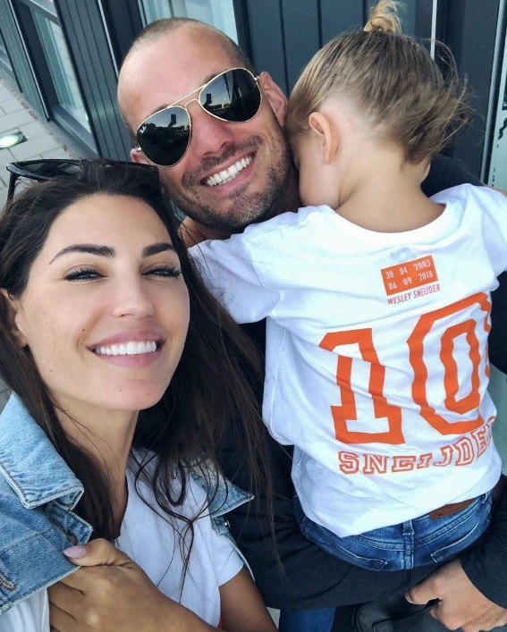Wesley Sneijder eşi Yolanthe Cabau ile boşanıyor sebebi de ihanet! - Resim: 3