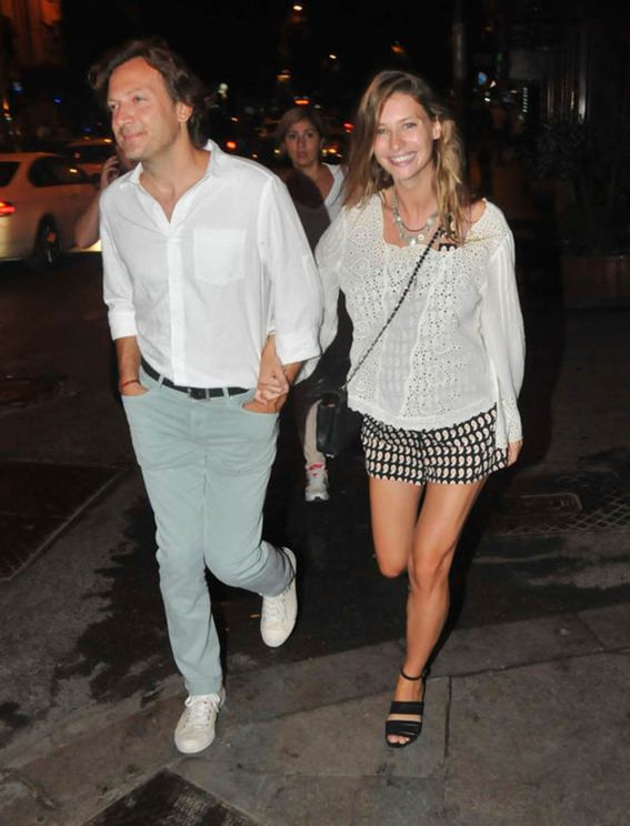 Mirgün Cabas kız arkadaşıyla plajda yakalandı  - Resim: 4