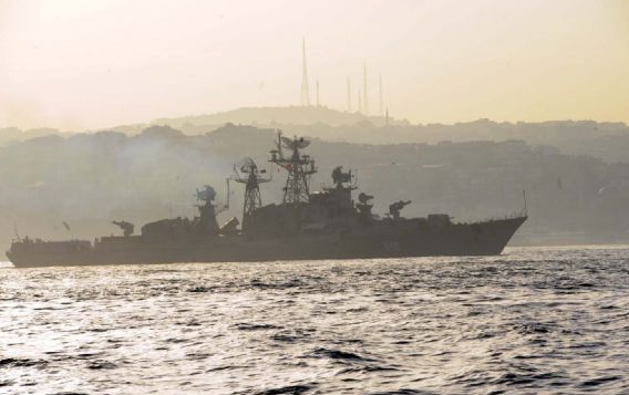 Rus savaş gemileri İstanbul Boğazı'nda - Resim: 3