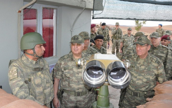 Askere moral veren ziyaret  - Resim: 2