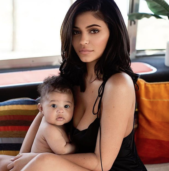 Kylie Jenner'ın bikinili fotoğraflarına eleştiri yağmuru - Resim: 4
