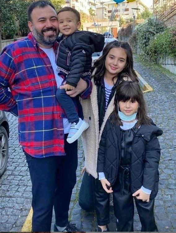 Alişan kardeşi Selçuk Tektaş'ın mezarından ayrılmıyor! - Resim: 1