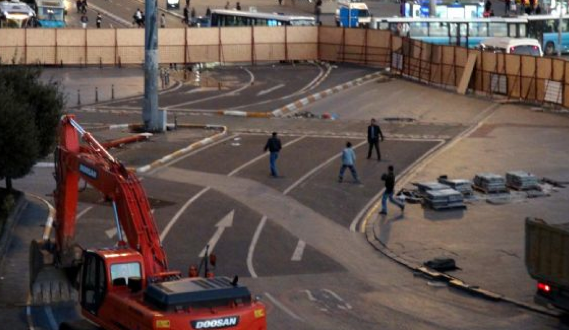Taksim Meydanı onlara kaldı - Resim: 3