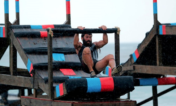 Survivor'da ortalık fena karıştı! Adem ile Turabi birbirine girdi - Resim: 3