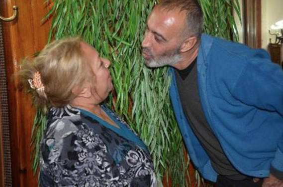 Dilber Ay eşi ve çocuklarıyla bu evde yaşıyordu cinayet işlediğini böyle itiraf etmişti - Resim: 3