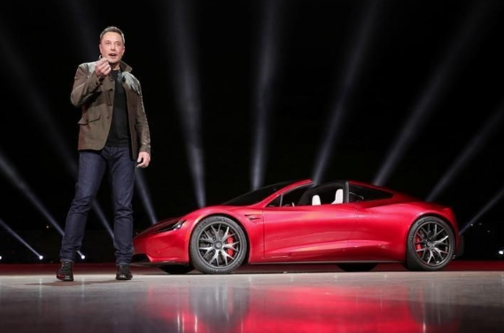 Ford'un CEO'su Elon Musk'la dalga geçti! - Resim: 1