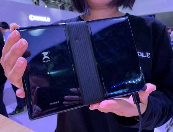 Katlanabilir telefon FlexPai resmi olarak tanıtıldı!  - Resim: 3