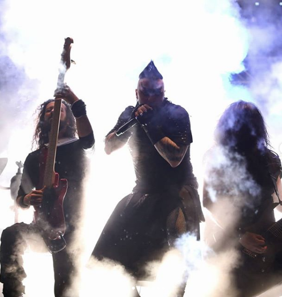 Hayko Cepkin'i 5 bin 200 defa arayan hayranı için karar verildi! En üst sınırdan ceza - Resim: 1